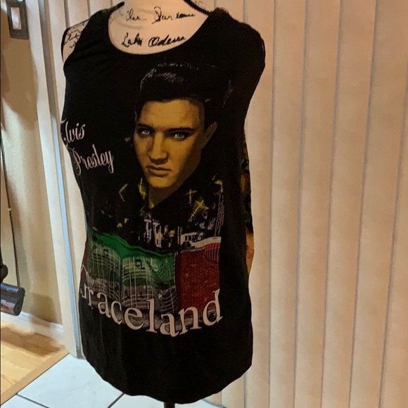 - ELVIS PRESLEY GRACELAND HALTER TOP - Picture 4 of 5